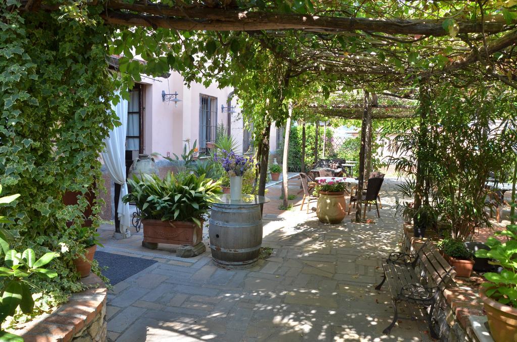 Locanda Dal Moccia La Spezia Buitenkant foto