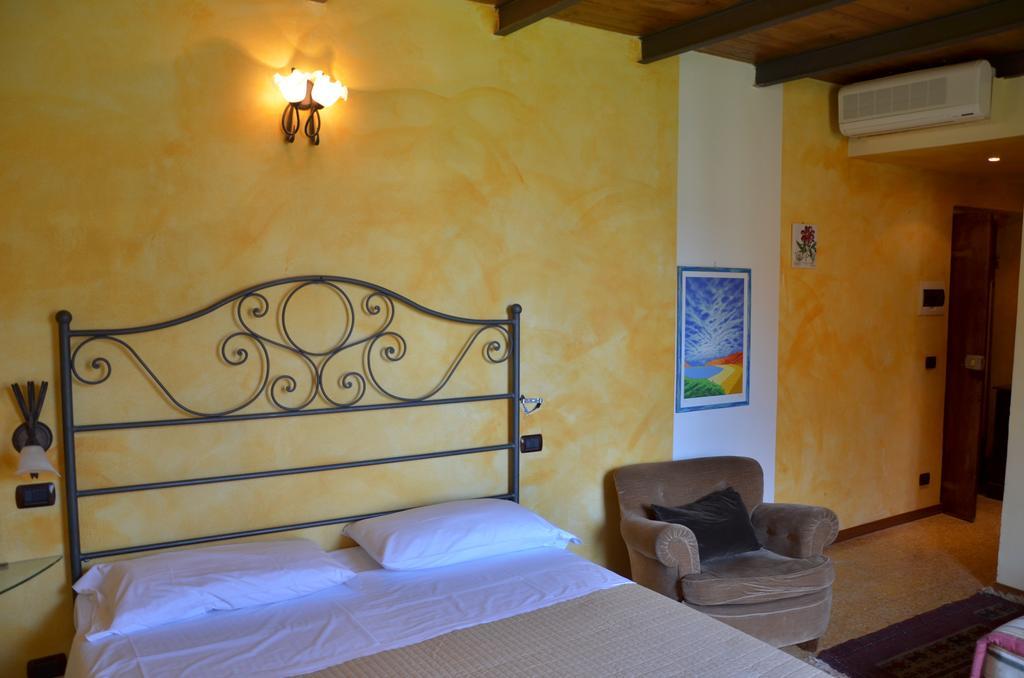 Locanda Dal Moccia La Spezia Buitenkant foto